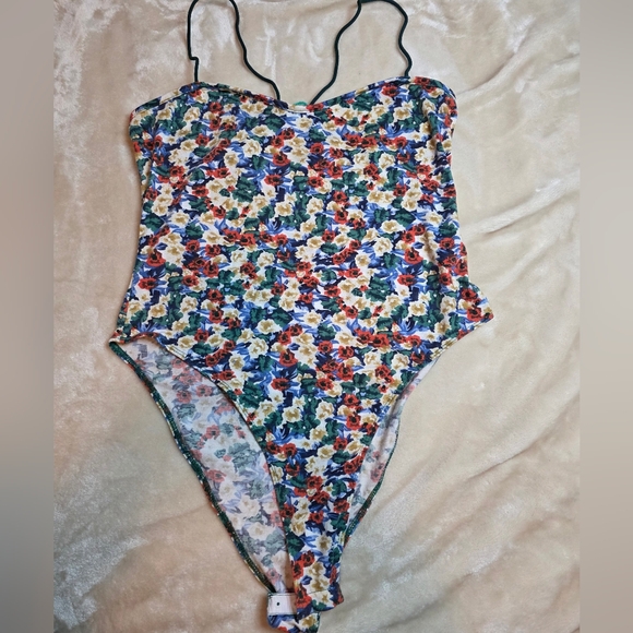 Tops - Floral Body Suit